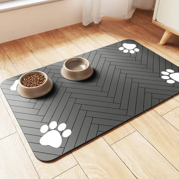 Absorbent Non-Slip Feeding Mat