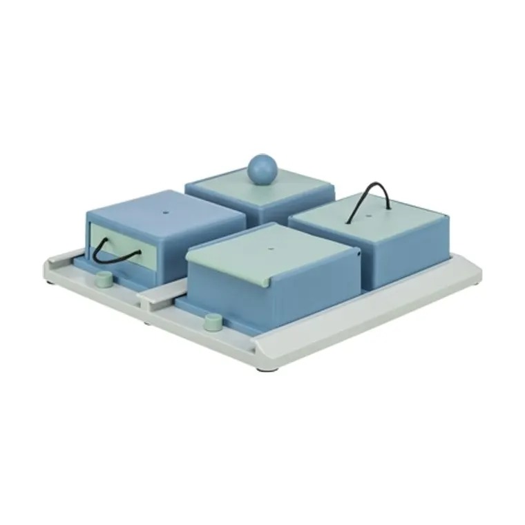 Trixie Dog Activity Poker box 1, 31 x 31 cm