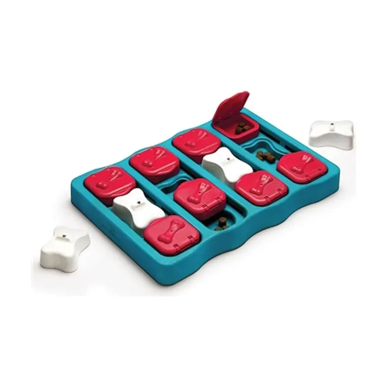 Nina Ottosson hond Brick, turquoise/rood, 31,5 x 21 x 4 cm